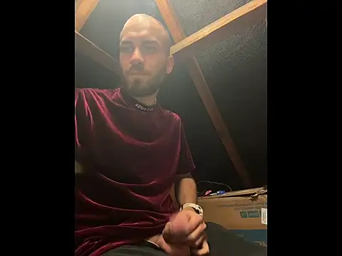 Snapshot of pervy_devil chatting on 10.02.25 pervy devil online show from 10.02.25