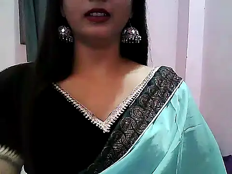 Snapshot of Model-Tanya chatting on 02.05.25 Model-Tanya online show from 02.05.25