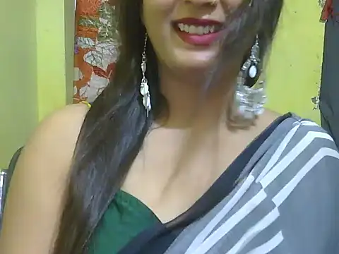 Snapshot of Model-Tanya chatting on 02.10.25 Model-Tanya online show from 02.10.25