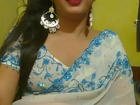 Snapshot of Model-Tanya chatting on 02.11.25 Model-Tanya online show from 02.11.25