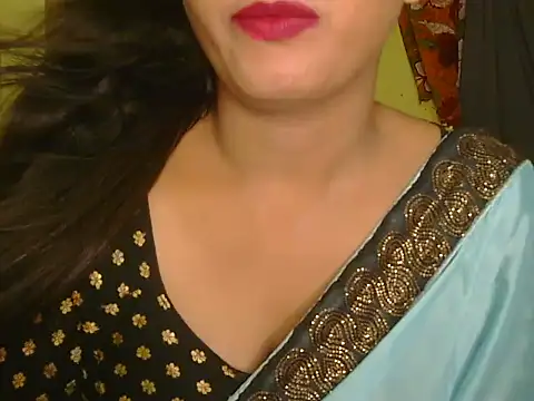 Snapshot of Model-Tanya chatting on 03.06.25 Model-Tanya online show from 03.06.25