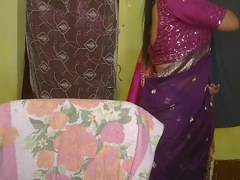 Snapshot of Model-Tanya chatting on 03.07.25 Model-Tanya online show from 03.07.25