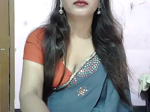 Snapshot of Model-Tanya chatting on 10.25.25 Model-Tanya online show from 10.25.25