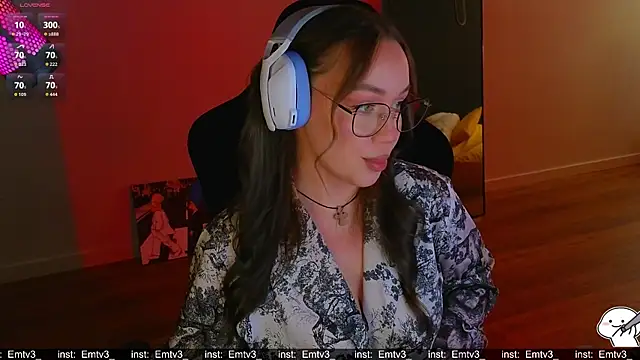 Snapshot of Emili1- chatting on 07.28.26 Emili1- online show from 07.28.26