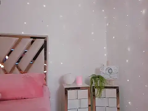 Snapshot of _Andyy__ chatting on 02.20.25 Andyy online show from 02.20.25