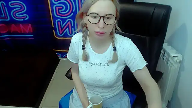 kerakiss877 online show from 03.20.25