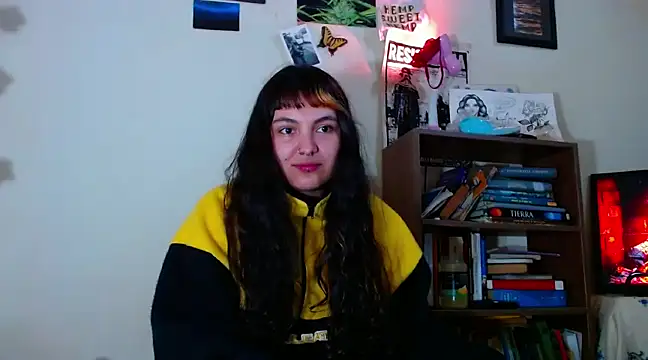 sweetiee mary online show from 02.28.25