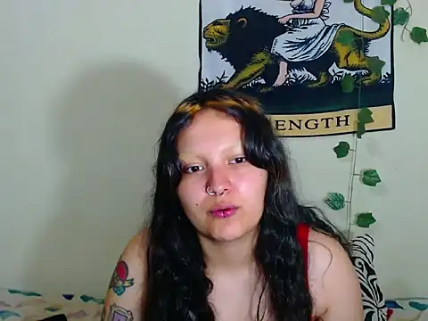 sweetiee mary online show from 12.22.25