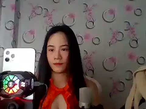 Snapshot of Nana-68 chatting on 03.01.25 Nana-68 online show from 03.01.25