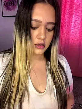 Snapshot of Ari_Martin chatting on 12.07.24 Ari Martin online show from 12.07.24