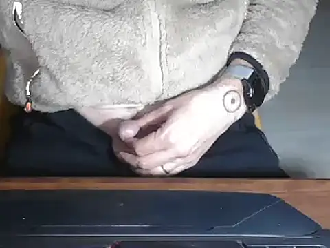 Adri gard online show from 02.04.25