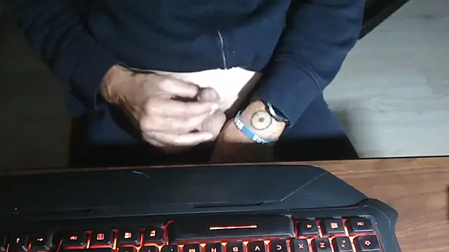 Adri gard online show from 10.04.25