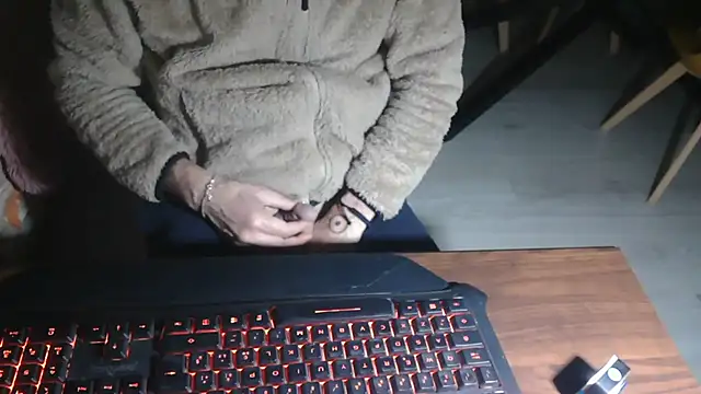 Adri gard online show from 04.03.26