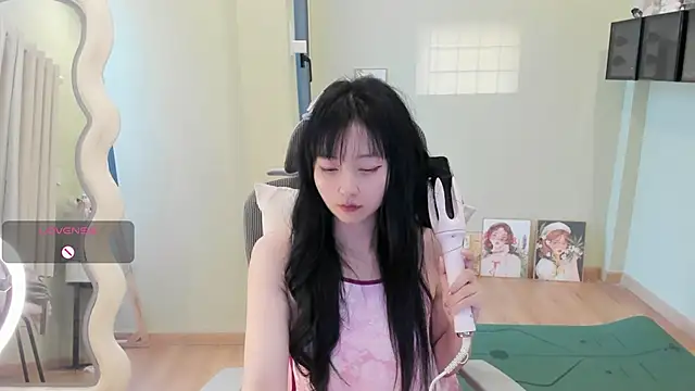 Nery Asian online show from 04.11.26