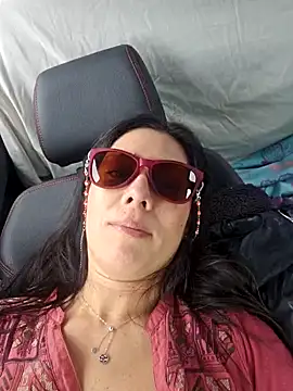 Reinacatchile online show from 02.02.25