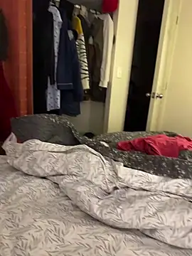 Reinacatchile online show from 02.06.25