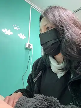 Reinacatchile online show from 09.09.25