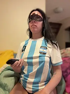 Reinacatchile online show from 06.28.26