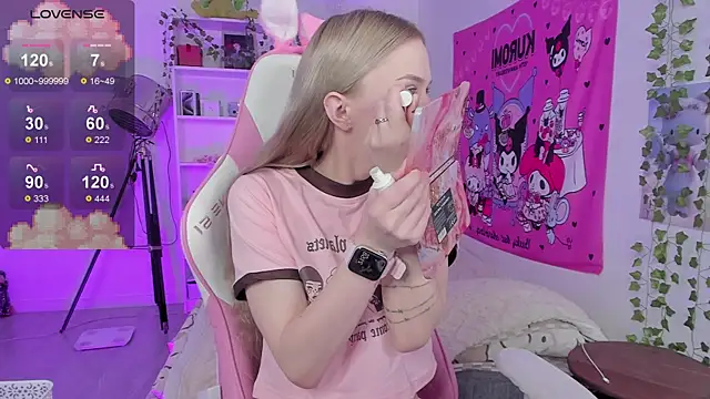 Snapshot of Milia_Parker chatting on 02.21.25 Milia Parker online show from 02.21.25