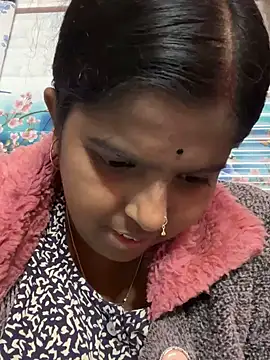 Beauty-queen online show from 02.17.25