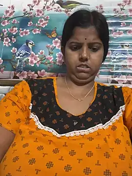 Beauty-queen online show from 03.17.25