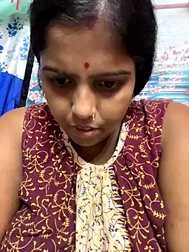 Beauty-queen online show from 10.14.25