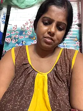 Beauty-queen online show from 10.28.25