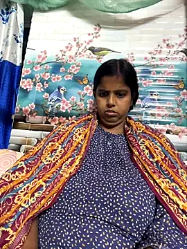 Beauty-queen online show from 11.30.25