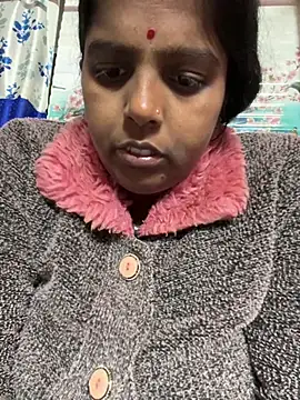 Snapshot of Beauty-queen chatting on 01.19.26 Beauty-queen online show from 01.19.26