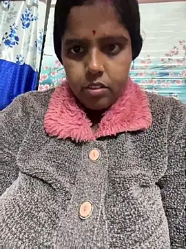 Snapshot of Beauty-queen chatting on 02.01.26 Beauty-queen online show from 02.01.26