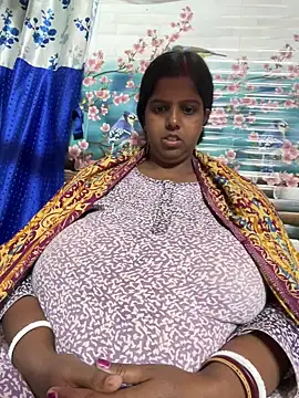 Snapshot of Beauty-queen chatting on 03.03.26 Beauty-queen online show from 03.03.26