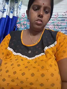 Snapshot of Beauty-queen chatting on 03.04.26 Beauty-queen online show from 03.04.26