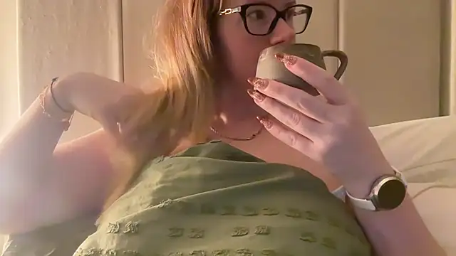 Snapshot of redheadrosie69 chatting on 11.07.25 redheadrosie69 online show from 11.07.25