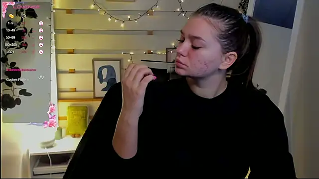 Josephine Kiss online show from 02.27.26