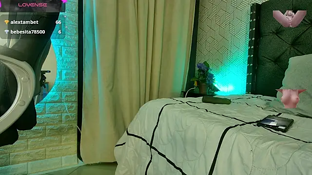 Snapshot of sussy__stone chatting on 01.13.25 sussy stone online show from 01.13.25