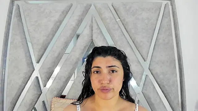 Danna 777  online show from 02.02.25