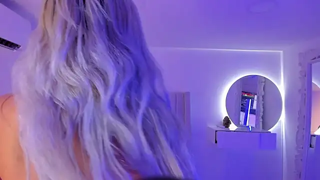 Shelynna azzul online show from 02.28.25