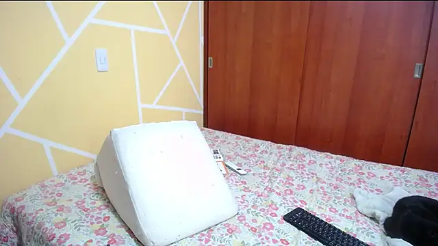 Snapshot of CrazyDirty_Barbarian chatting on 03.08.25 CrazyDirty Barbarian online show from 03.08.25