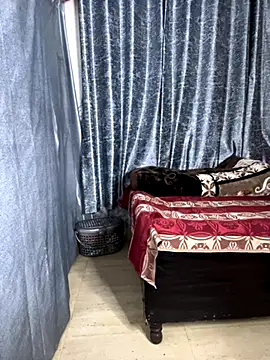 Ritu-Babe online show from 11.17.25