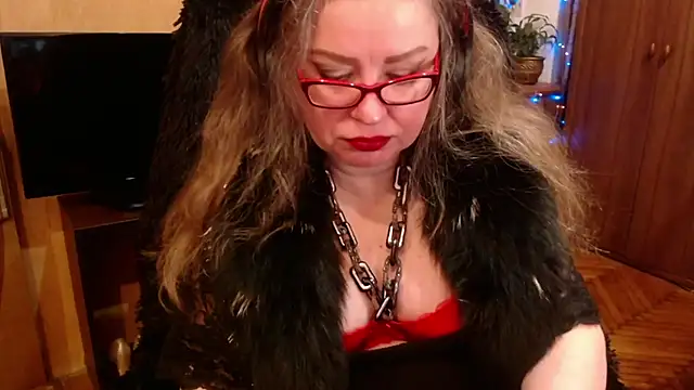 Miss Tress online show from 12.30.24