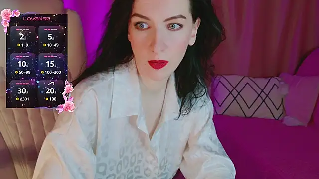 Snapshot of AndreaAshton chatting on 01.03.25 AndreaAshton online show from 01.03.25