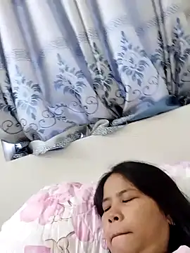 Snapshot of Lanyingxin18 chatting on 12.31.24 Lanyingxin18 online show from 12.31.24