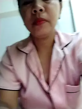 Snapshot of Lanyingxin18 chatting on 11.16.25 Lanyingxin18 online show from 11.16.25