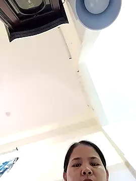 Snapshot of Lanyingxin18 chatting on 11.26.25 Lanyingxin18 online show from 11.26.25