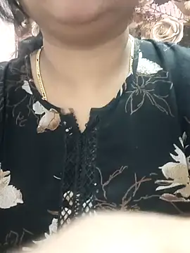 cuteyqueen online show from 01.28.25