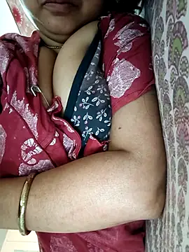 cuteyqueen online show from 10.12.25