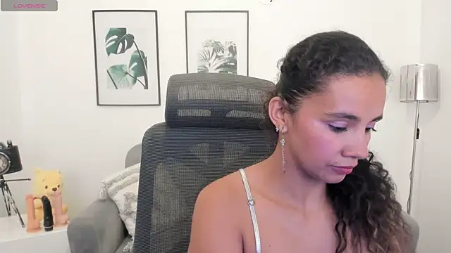 leslyflorez online show from 03.04.25