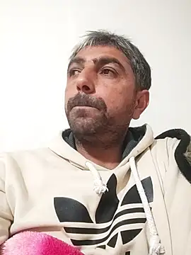 Snapshot of Muratcanik44 chatting on 02.04.26 Muratcanik44 online show from 02.04.26