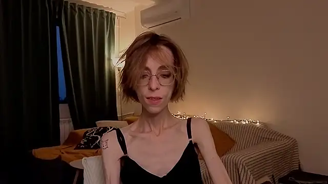 amber quell here online show from 02.07.26