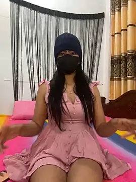 Snapshot of Angel_Zaara chatting on 12.18.24 Angel Zaara online show from 12.18.24